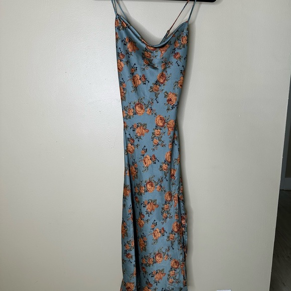 24k Dresses & Skirts - Floral cowl neck midi dress